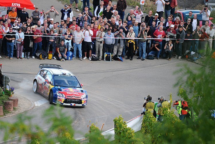 Loeb auf Kurs zum siebten Titel