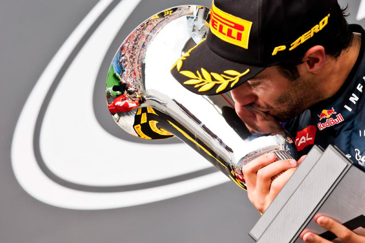 Daniel Ricciardo: SO muss eine Trophäe aussehen
