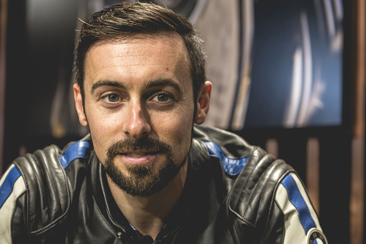 Eugene Laverty bleibt BMW treu