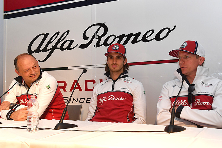 Fred Vasseur (links) mit Antonio Giovinazzi und Kimi Räikkönen
