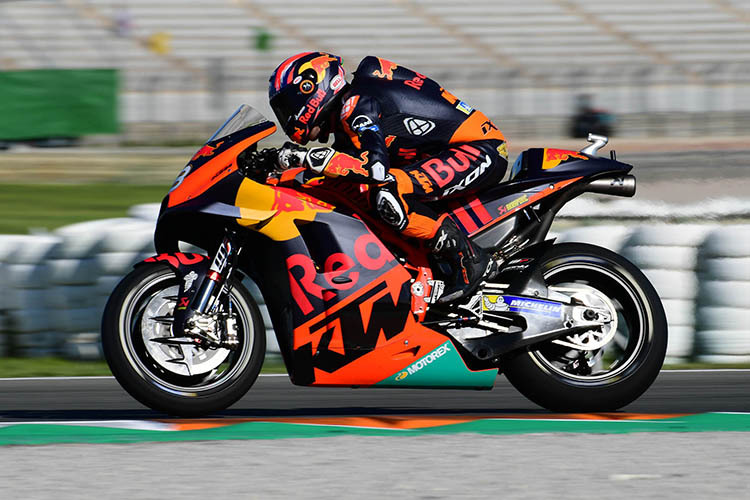 Brad Binder auf der KTM RC16 in Valencia