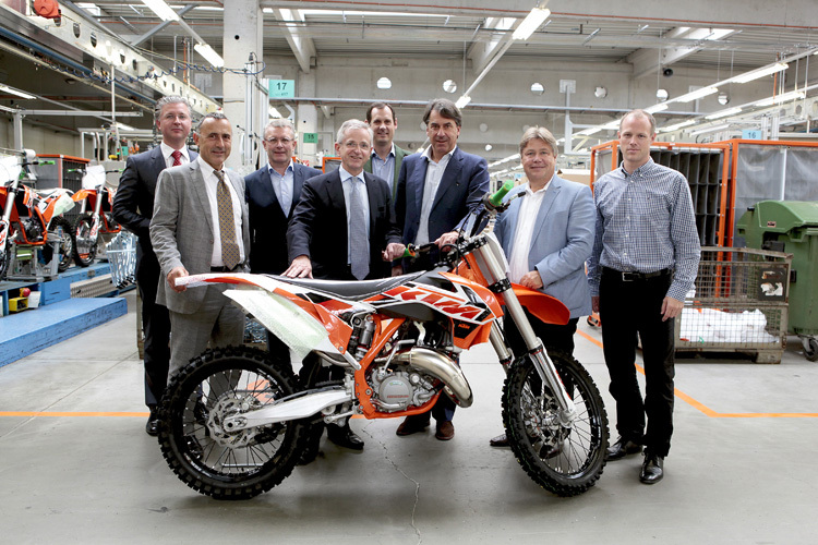 KTM lud die Bänker zur Firmenbesichtigung ein