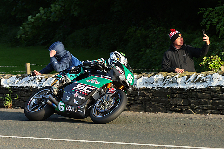 Der Nordire Michael Dunlop ist nun der erfolgreichste Fahrer bei der TT