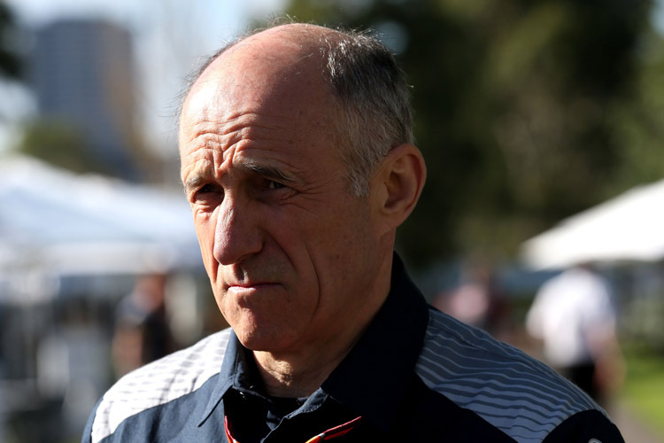 Franz Tost freut sich über die Punkteränge seiner Schützlinge und Sebastian Vettels Sieg