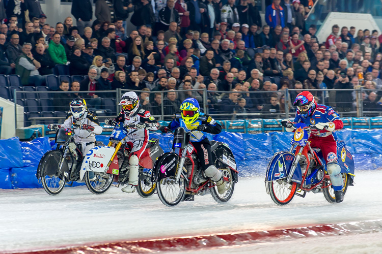 Start zum A-Finale: (von rechts) Krysov, Haarahiltunen, Ebner, Gegenbauer 