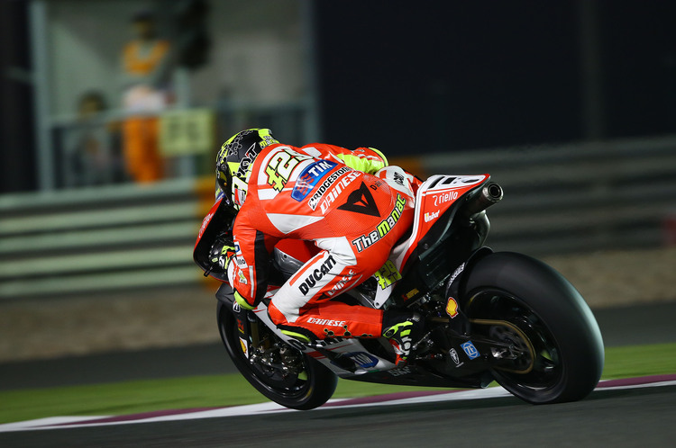 Andrea Iannone auf der neuen Ducati GP15