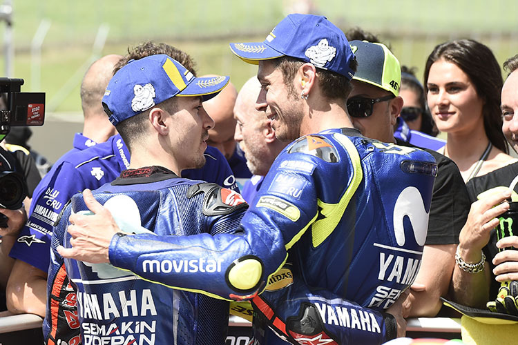 Maverick Viñales und Valentino Rossi