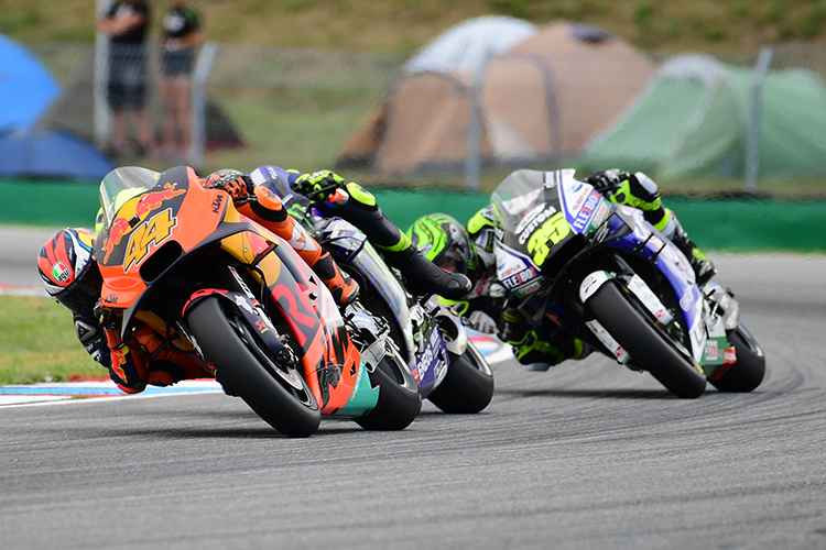 Pol Espargaro vor Valentino Rossi und Cal Crutchlow