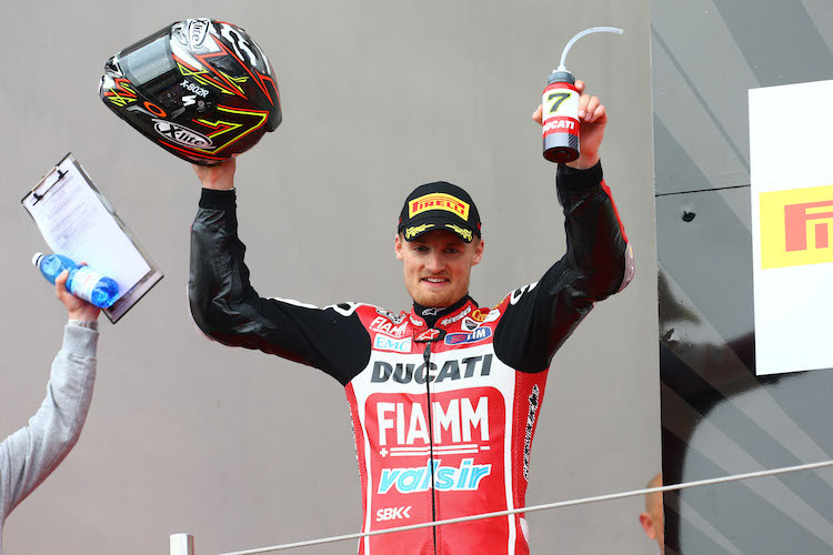 Chaz Davies wurde von Ducati und den Fans gefeiert