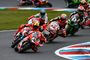 Die ersten sechs Runden führte Marco Melandri das Rennen an