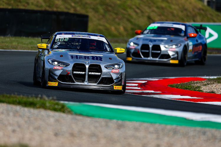  Sieg für Hofor Racing by Bonk Motorsport in der ADAC GT4 Germany