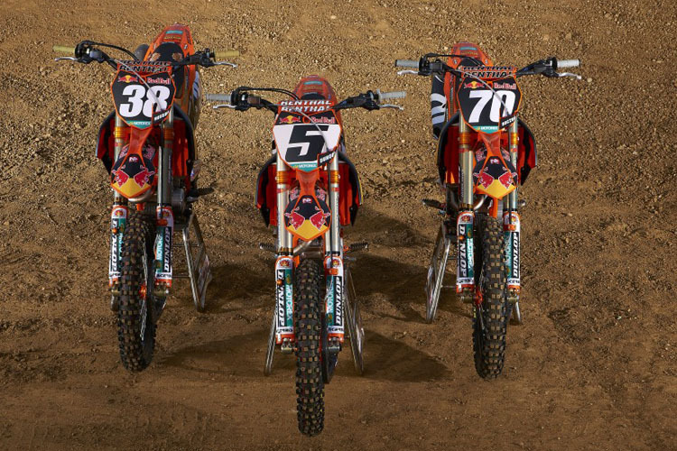 Die Bikes für Musquin, Dungey und Roczen sind bereit