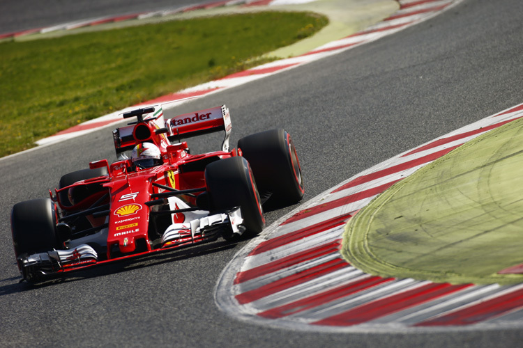 Vettel ist bislang im Ferrari der schnellste Mann