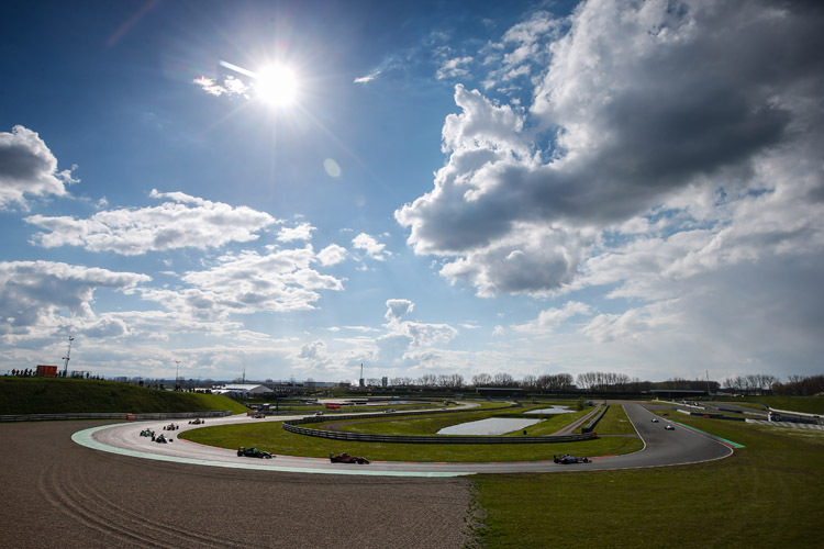 Die ADAC Formel 4 kehrt an diesem Wochenende nach Oschersleben zurück
