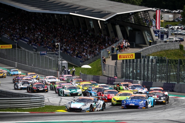 Das ADAC GT Masters bietet auf dem Red Bull Ring immer eine tolle Show