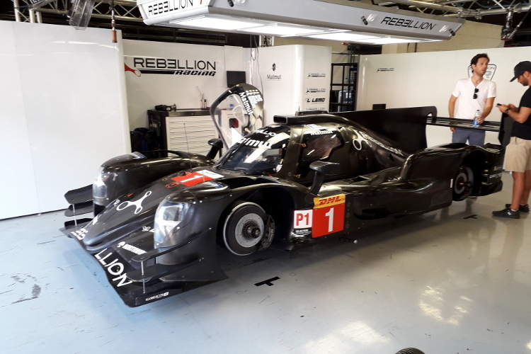 Der Rebellion R13 beim Prologue der WEC in Barcelona