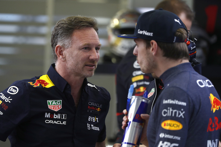 Red Bull Racing-Teamchef Christian Horner mit Max Verstappen