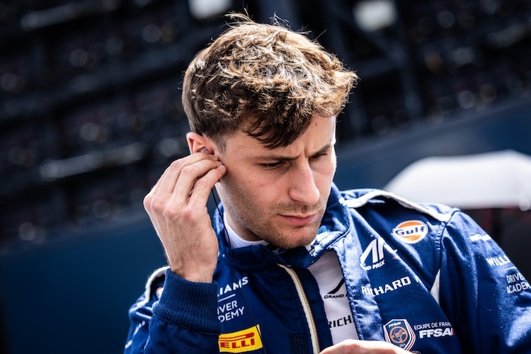 Victor Martins fährt eigentlich Formel 2, darf aber in Barcelona für 60 Minuten in der Formel 1 ran