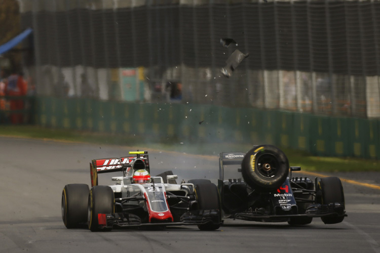 Kollision zwischen Esteban Gutiérrez und Fernando Alonso