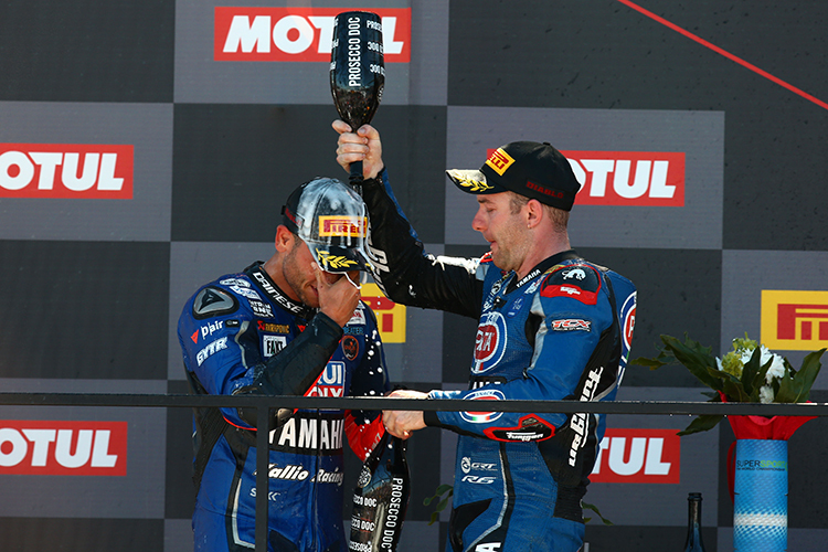 Sandro Cortese (li.) und Lucas Mahias