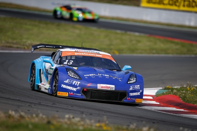 In Oschersleben vorne: Die Corvette C7 GT3-R von RWT Racing