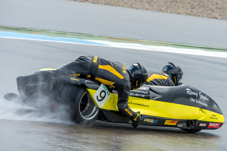 Markus Schlosser/Thomas Hofer sind bei allen Bedingungen Spitze, auch wie hier im Qualifying in Assen 