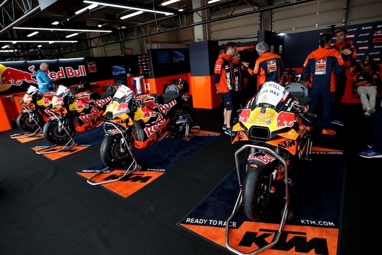 Leere. Beide KTM-Tech3-Rennen fuhren in Sachsen keine Rennen