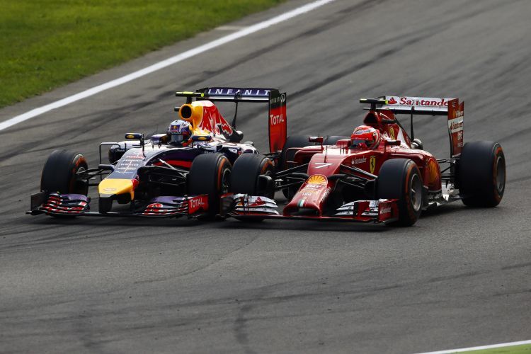 Ricciardo gegen Räikkönen