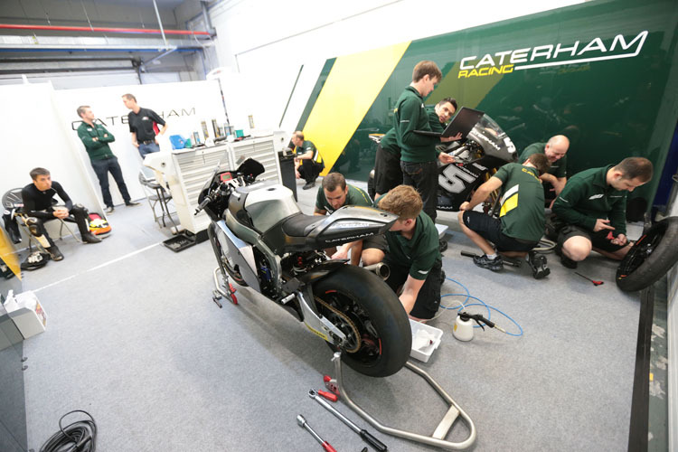 Die Caterham-Box (Zarco, Herrin) bei den Jerez-Tests im November