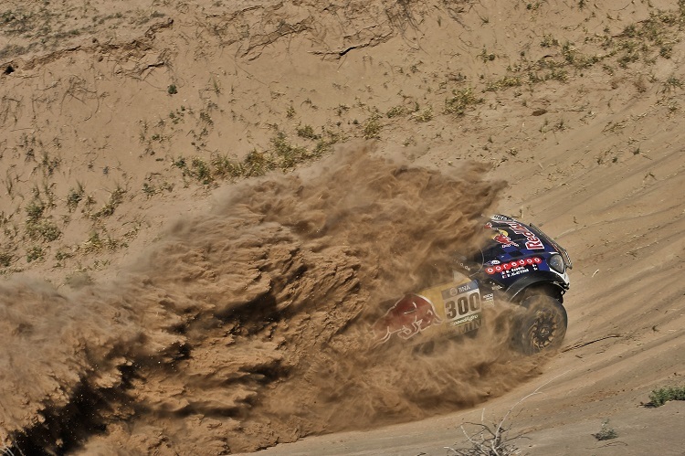 Nasser Al-Attiyah rückte auf den zweiten Platz vor