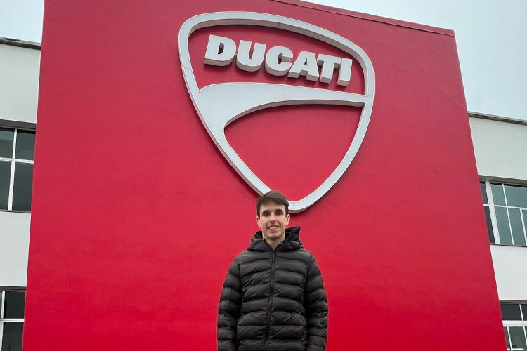 Alex Márquez tritt nun offiziell als Ducati-Pilot auf