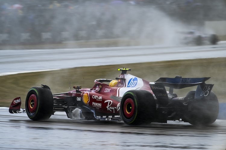 Keine GPS-Daten: Wo sich Lewis Hamilton auf der Strecke genau befand, konnte das Ferrari-Team nicht sehen