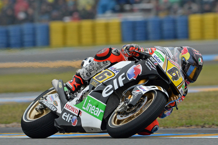 Warm-up: Stefan Bradl auf Regenreifen