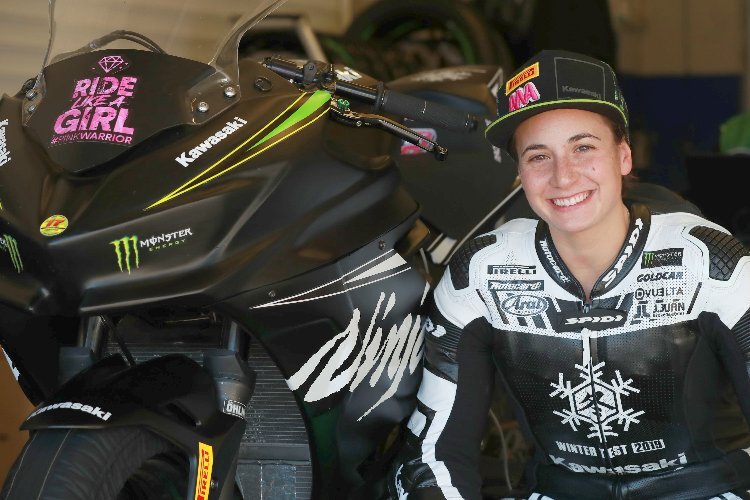 Ana Carrasco und ihre Kawasaki Ninja 400