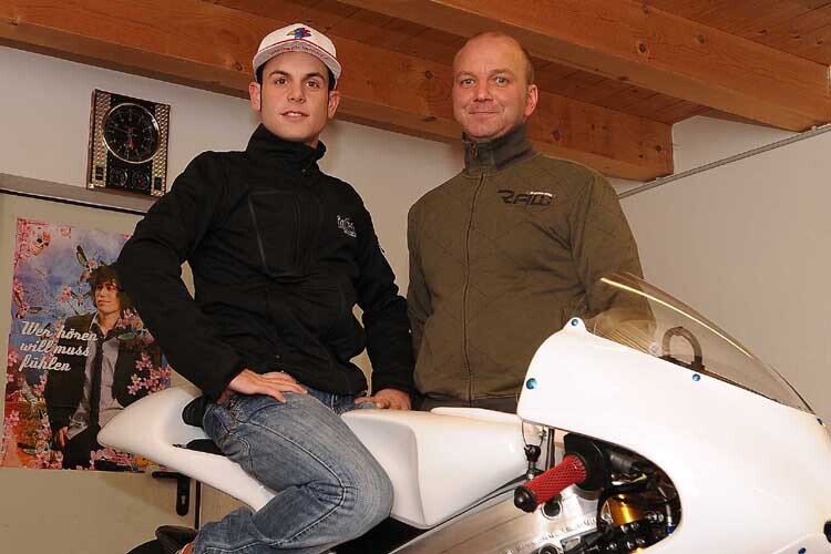Sandro Cortese und Techniker Jürgen Lingg