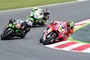Cal Crutchlow (35) im Kampf mit Bradley Smith (38) und Scott Redding (45)