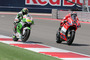 Andrea Dovizioso (4) wehrte sich gegen Bautista