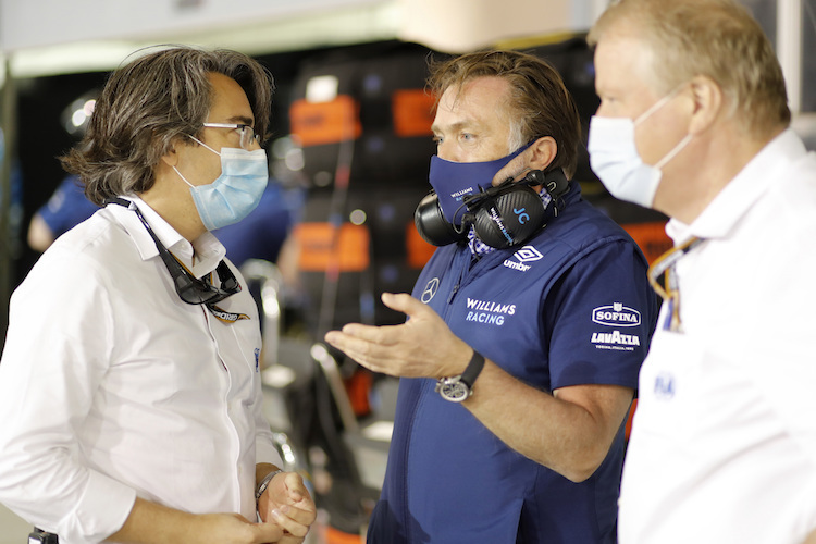 Williams-CEO Jost Capito (Mitte)