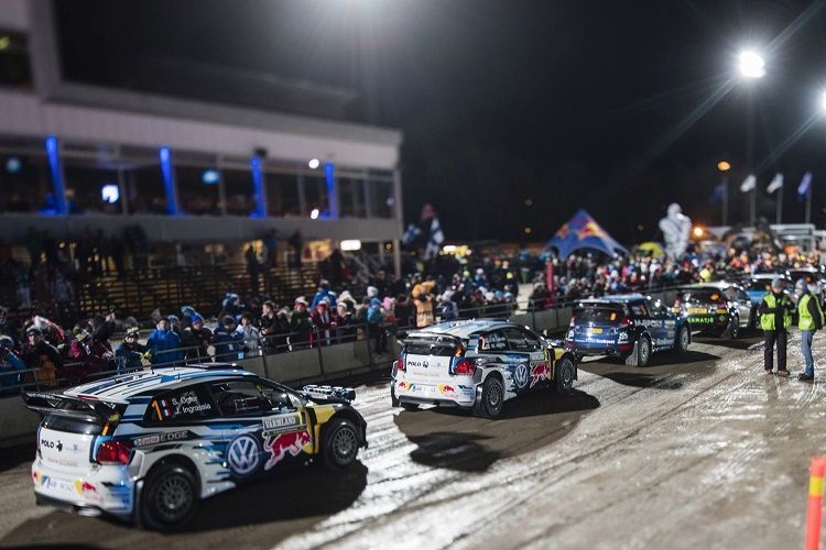Aufstellung zum Start bei der Rallye Schweden