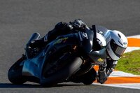 Philipp Öttl macht auf der Kawasaki eine gute Figur