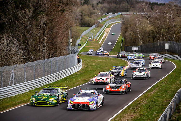  Die Nürburgring Langstrecken-Serie meldet sich nach zweimonatiger Pause zurück