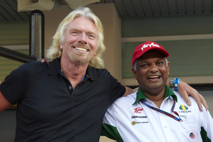 Kumpels Richard Branson und Tony Fernandes