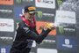 Tim Gajser jubelt über seinen ersten GP-Sieg 2019