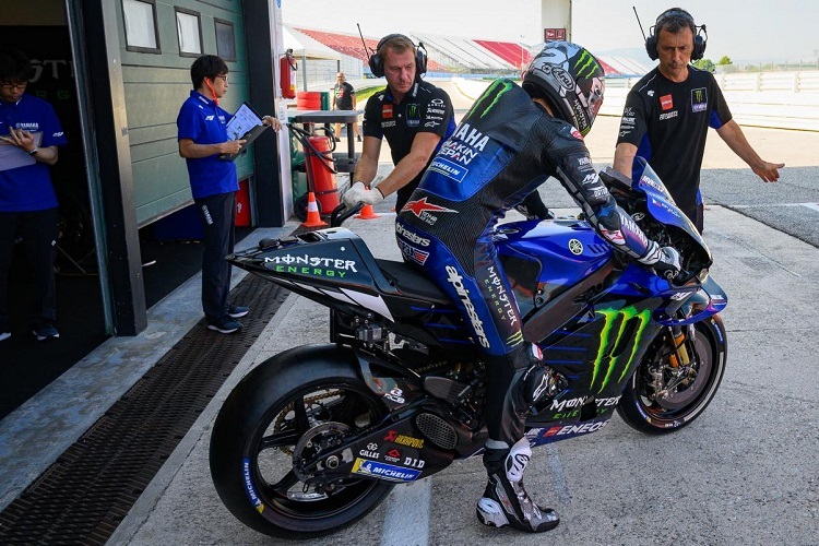 Misano: Maverick Viñales und die Yamaha-Crew bei der Arbeit