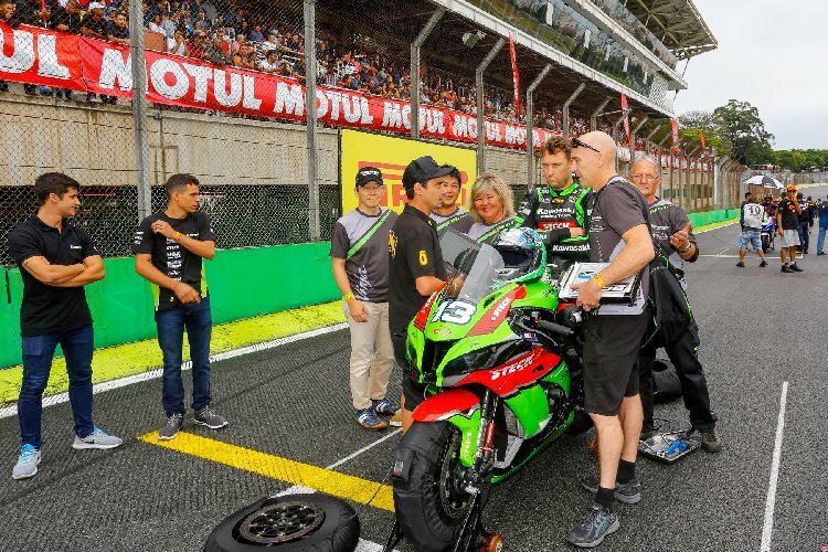 Den Reifenpoker beim zweiten Lauf der Superbike Brasil verlor Anthony West