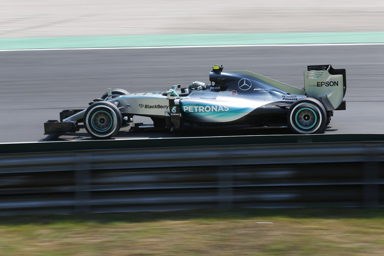 Nico Rosberg kämpfte auch im dritten freien Training mit technischen Problemen