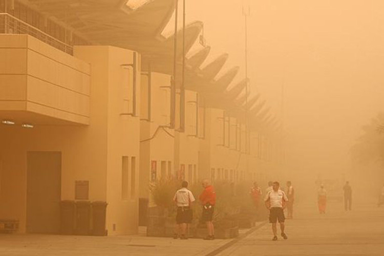 Bei einem Sandsturm geht in Bahrain gar nichts mehr