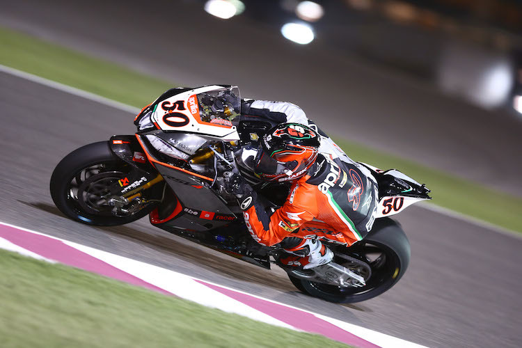Sylvain Guintoli gewinnt das erste Nachtrennen der Superbike-WM in Katar