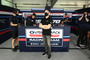 Michael Laverty in der Box seines Rennstalls