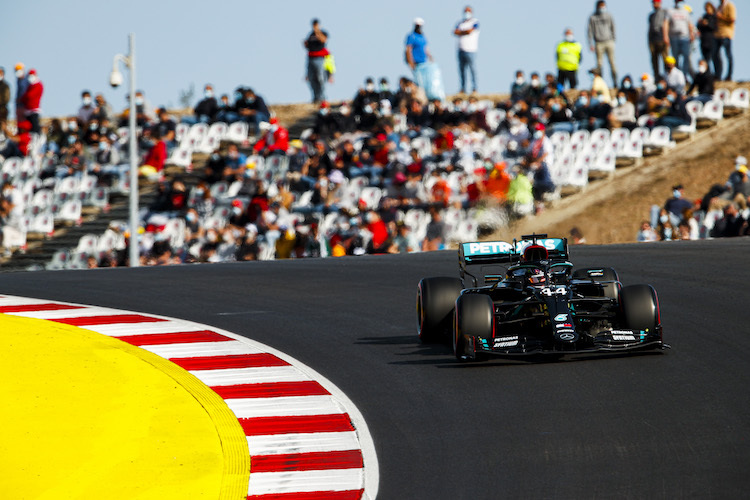 Polesetter Lewis Hamilton hat sich die beste Ausgangslage für den Portugal-GP verschafft